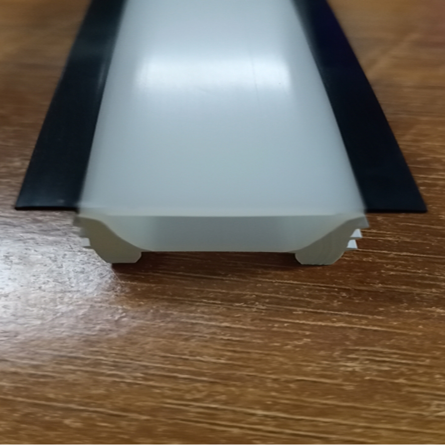 Flexible Silicone LED Strip Lighting Diffuser With Black Edge 120° Top Emitting 16*16mm Flexible Silicone LED Strip Lighting Diffuser With Black Edge 120° Top Emitting 16*16mm